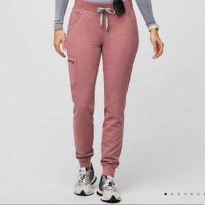 Figs Zamora jogger scrubpants limited edition in Mauve size: Medium petite